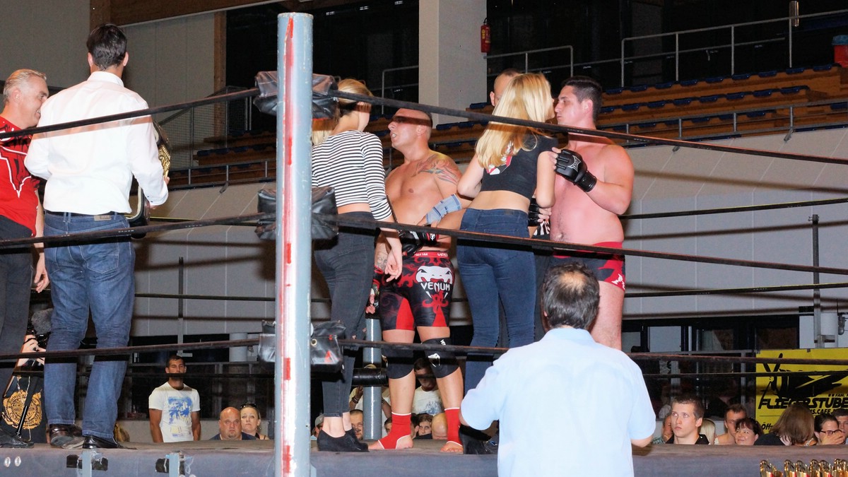 O Fotomagazin / MME Fightnight 2015 in Gmunden